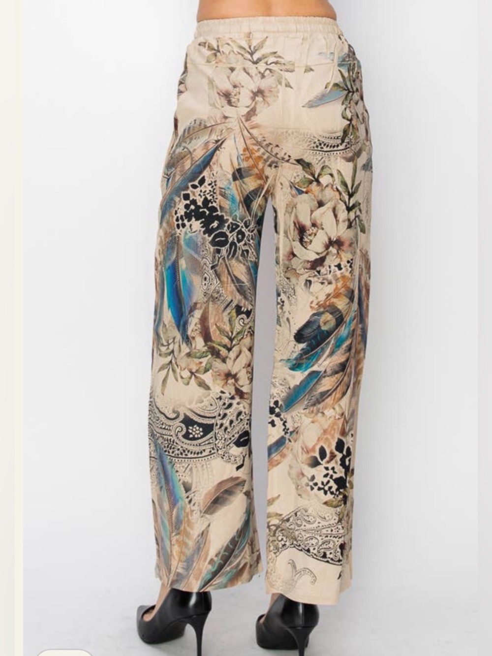 NWT Origami Apparel ~ Lace and Crochet inspired pants size S Elastic Waist - Picture 3 of 11